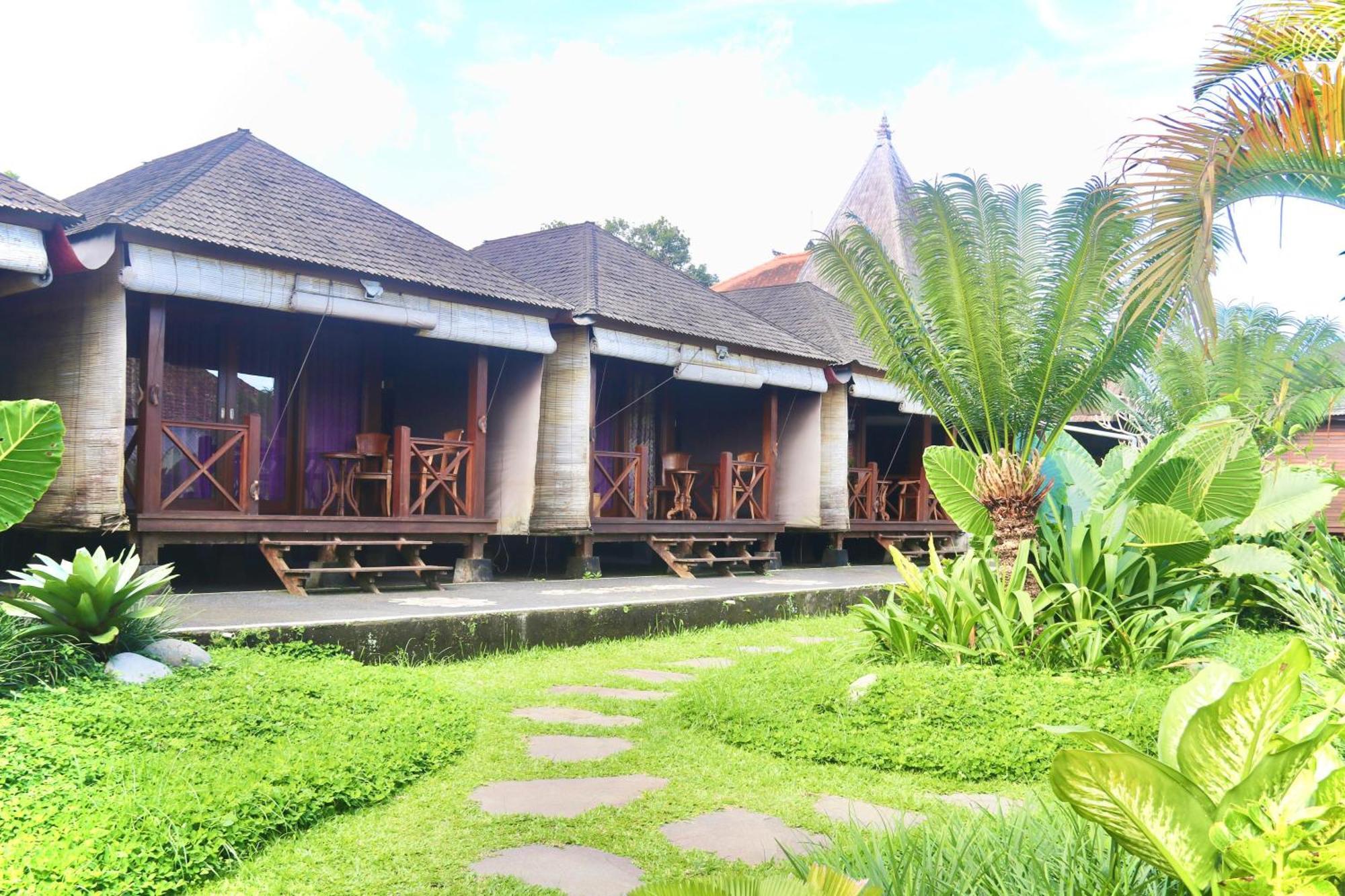 Puri Karang Besakih Hotel Menanga Exterior foto